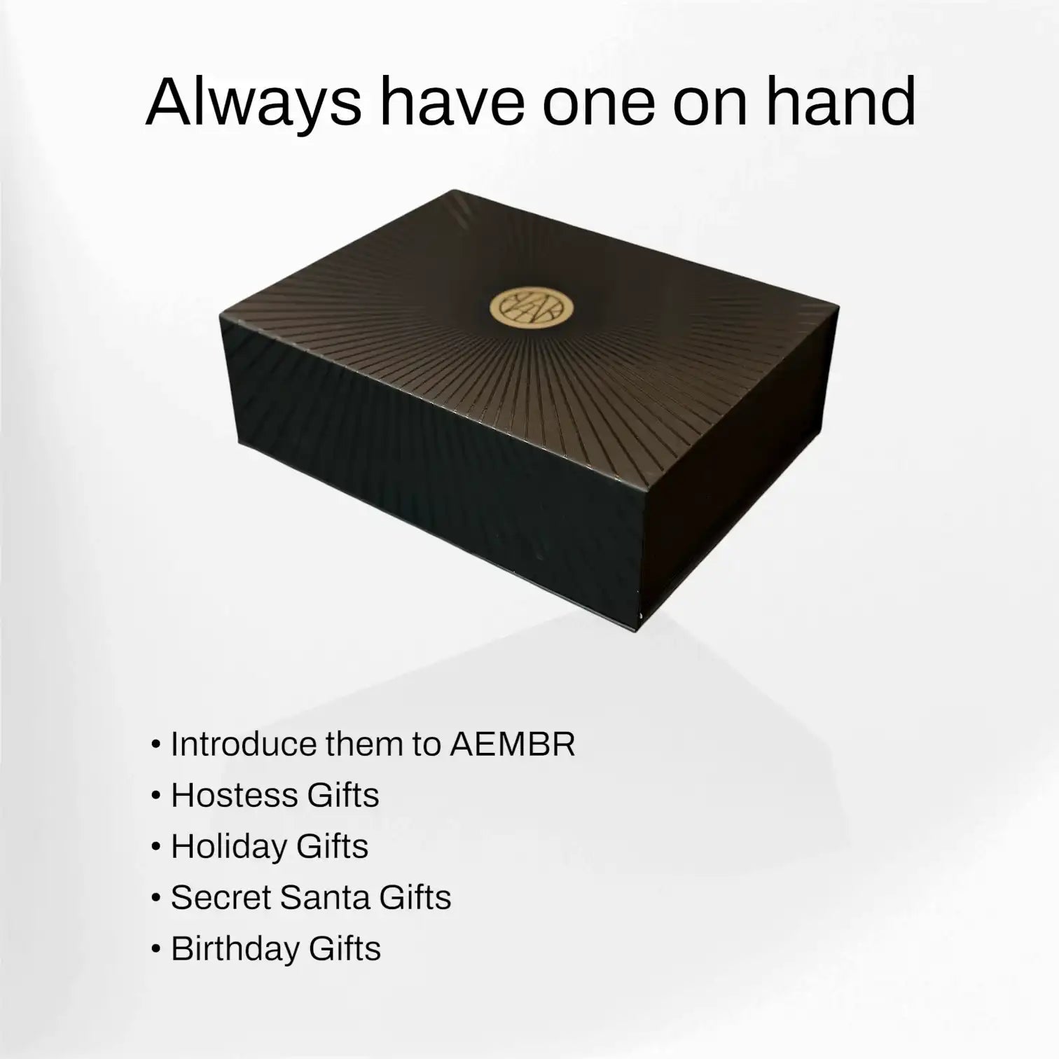 Black gift box with gold logo, suitable for non-toxic candle or laundry detergent gift