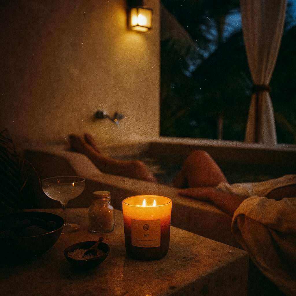 AEMBR citron candle with a simple, elegant design, showcasing the warm, inviting appearance of the scented candle.