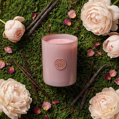 AEMBR Motherlover Candle with a sleek white design, perfect for cozy ambiance and decorative home lighting.