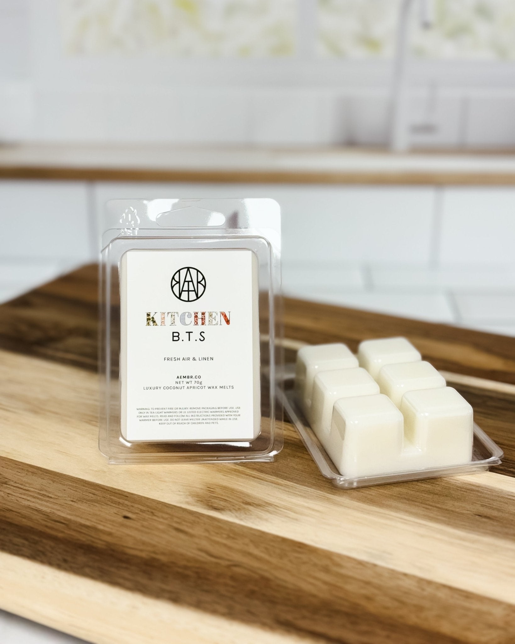 BETWEEN THE SHEETS - Wax Melt - AEMBR - Clean Luxury Candles, Wax Melts & Laundry Care