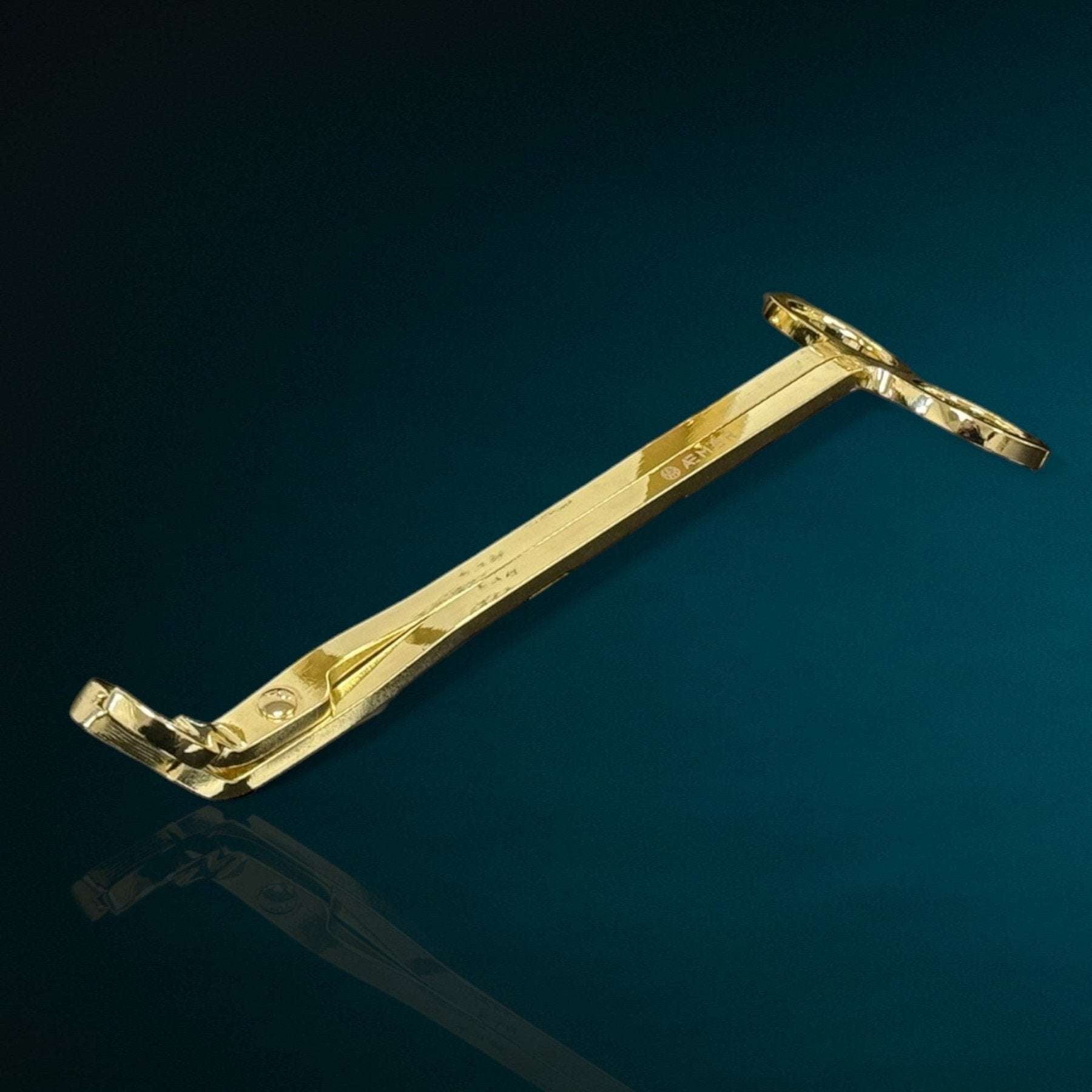 Wick Trimmer - Gold - AEMBR - Clean Non - Toxic Luxury Goods